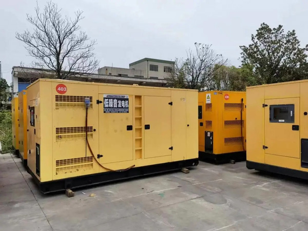 赤壁干式空气滤清器和湿式空气滤清器有什么区别？