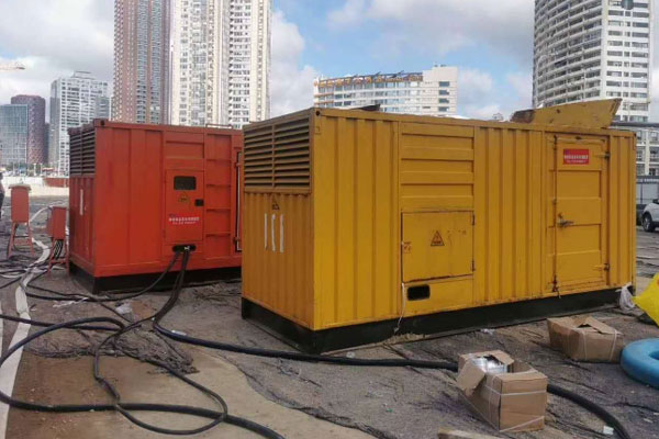 赤壁压力测试时，发电机组的燃油系统需要达到多少压力？