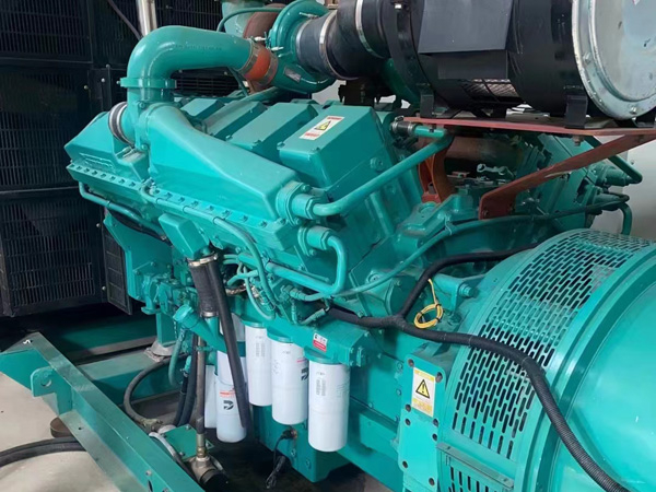 赤壁更换100kW柴油发电机组机油时，需要注意哪些事项？