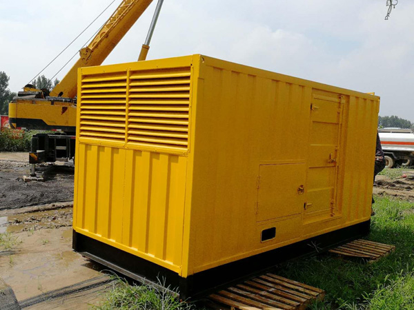 赤壁100kW柴油发电机组在什么情况下需要更换机油？